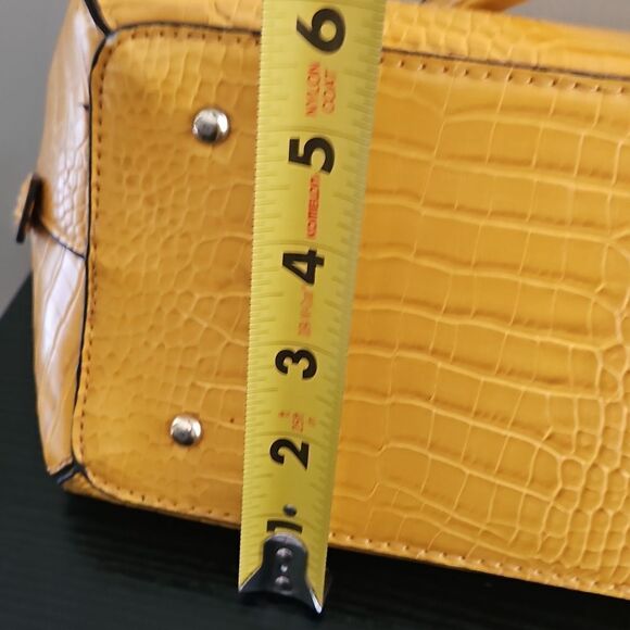 Est 1946 Faux Leather Croc-Embossed Handbag - Picture 10 of 11